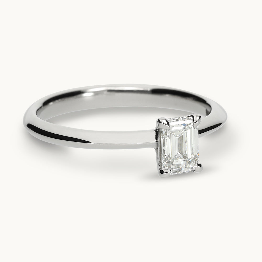 Signature Solitaire No. 20/50