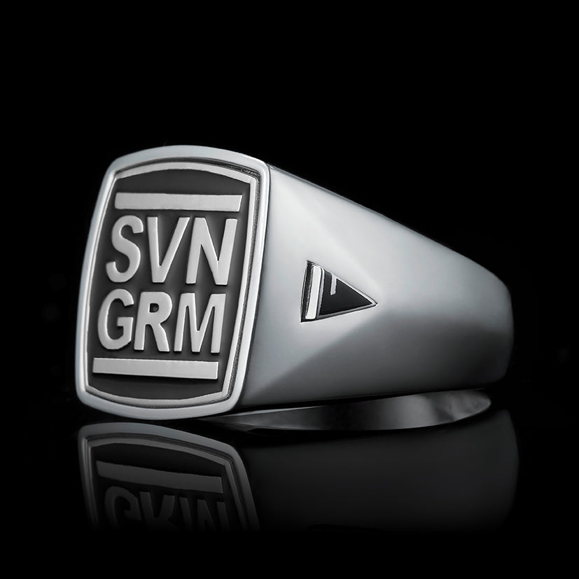 TYPAR x SVNGRM TAG Silber