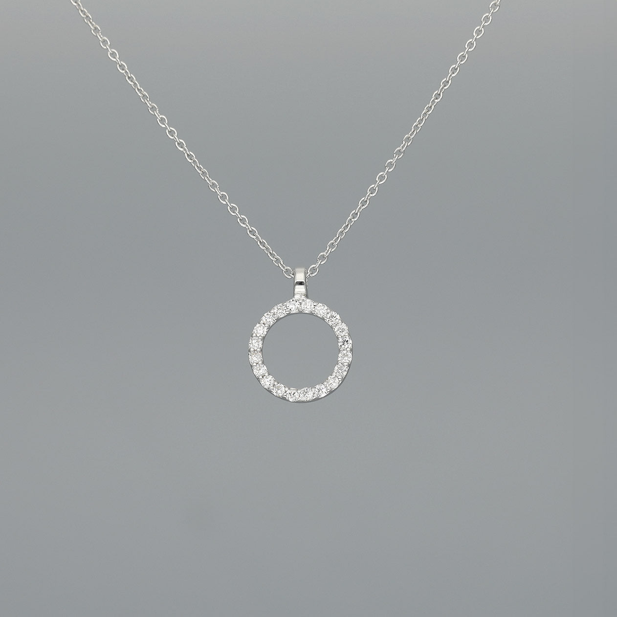 Collier "Loop S/O" aus 750 Weißgold mit Brillanten