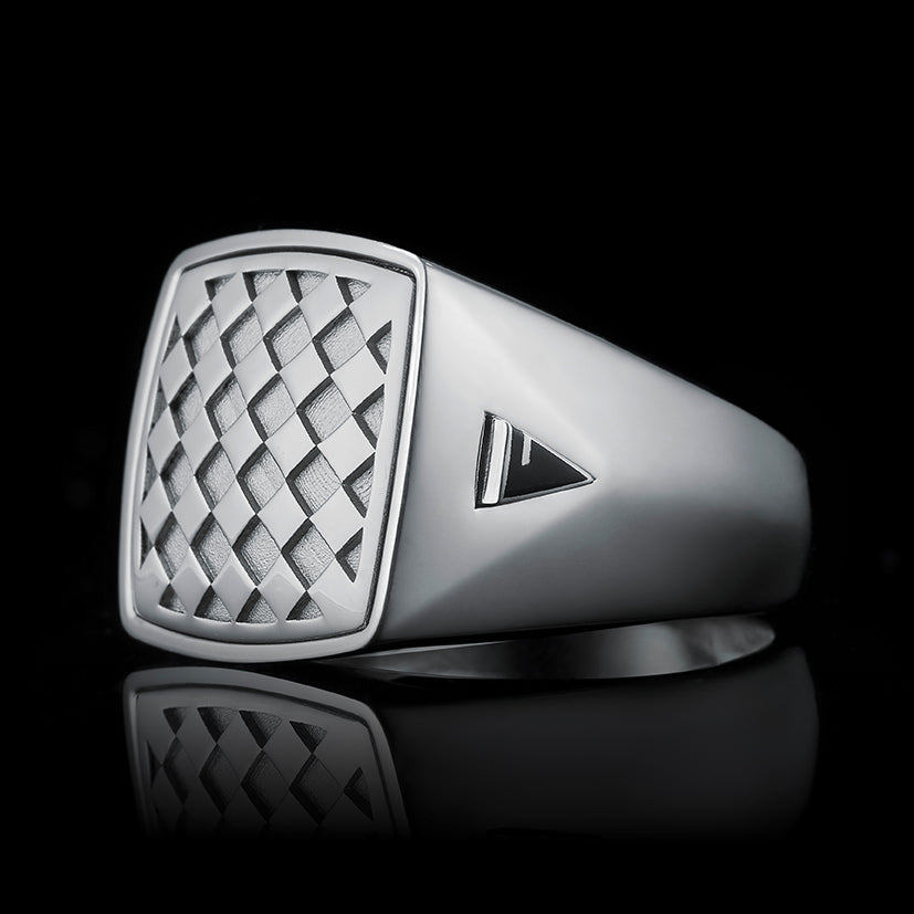 TYPAR x RHOMBUS TAG Silber