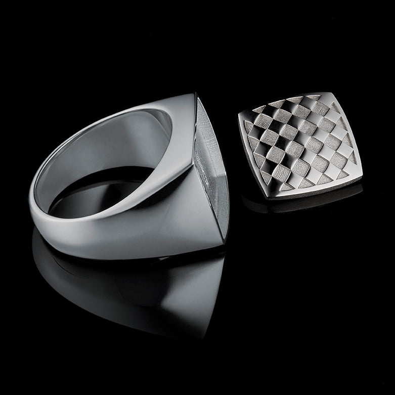 TYPAR x RHOMBUS TAG Silber