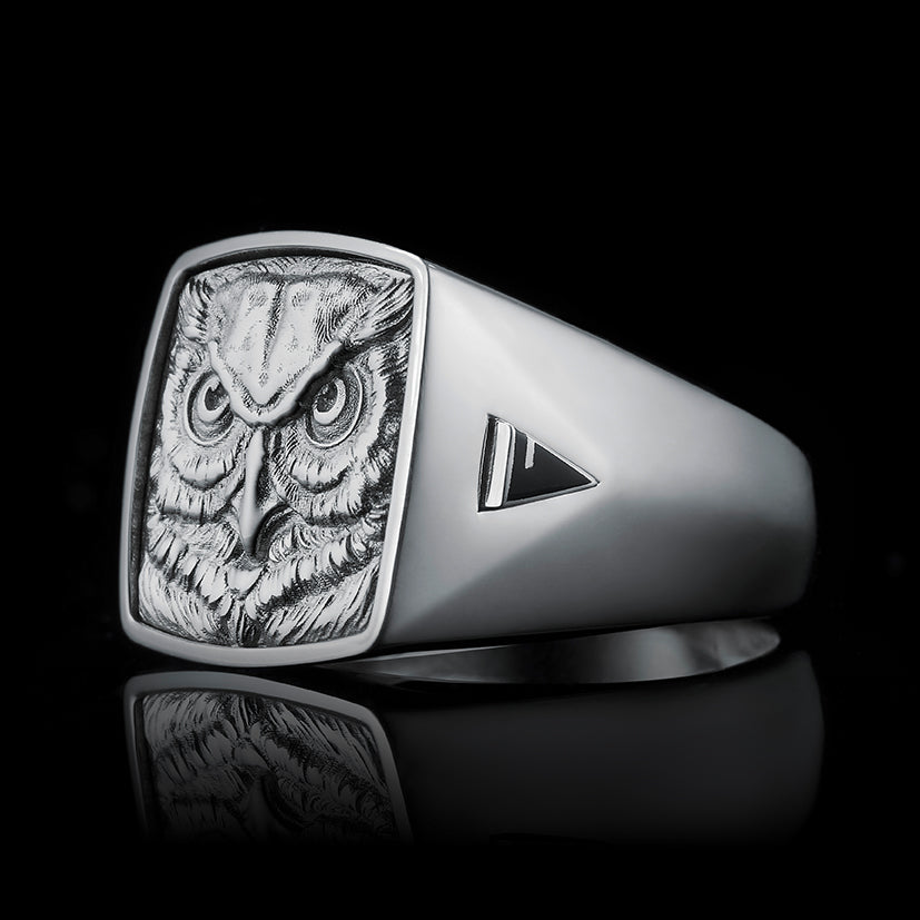 TYPAR x OWL TAG Silber