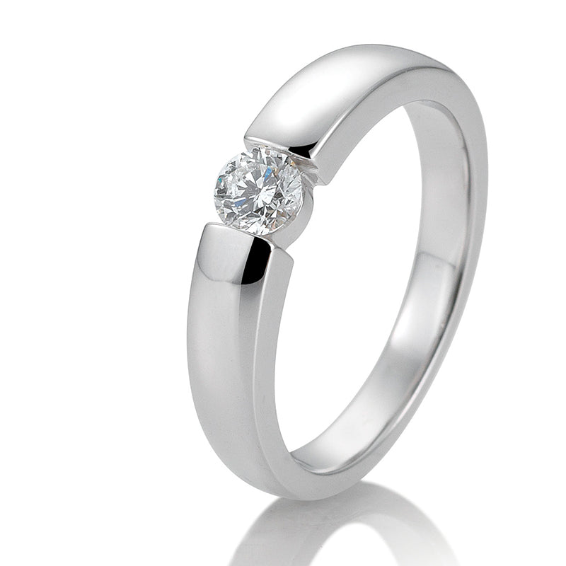 Verlobungsring mit einem Brillanten 0,25 ct., Weißgold