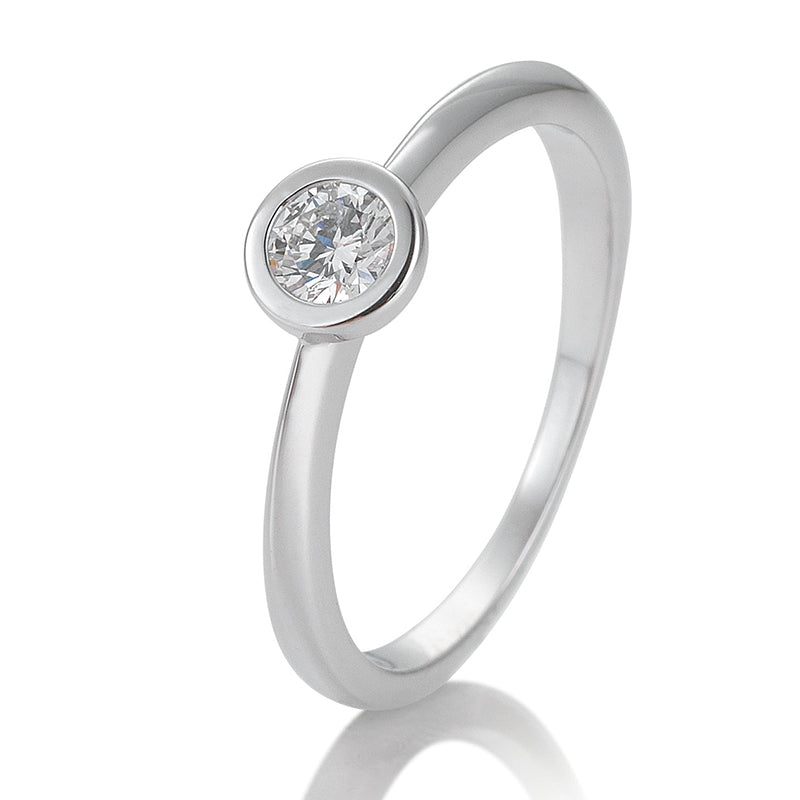 Verlobungsring mit einem Brillanten 0,25 ct., Platin